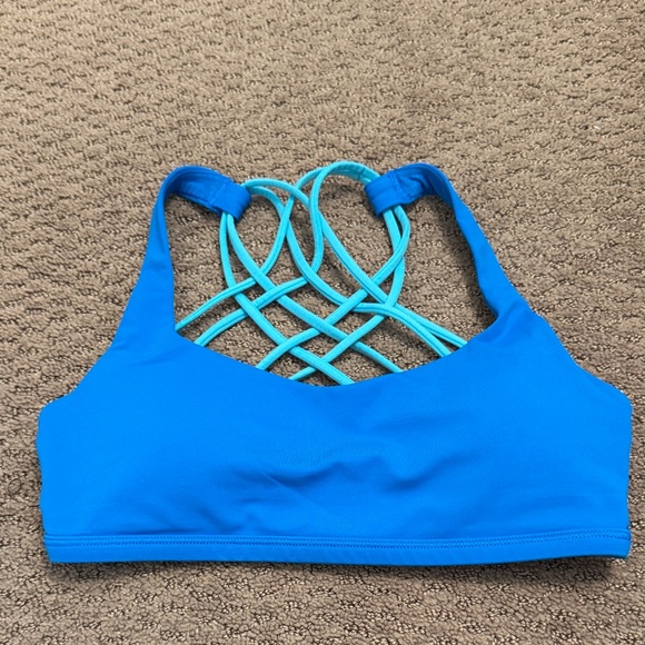 lululemon athletica Other - Lululemon Free to Be Wild sports bra